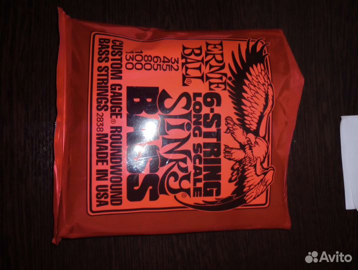 Бас гитара ibanez 6 струн