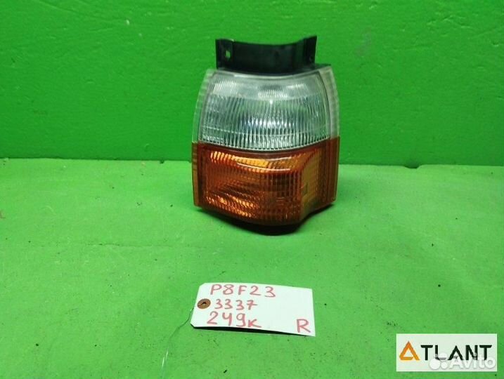 Габарит правый nissan atlas