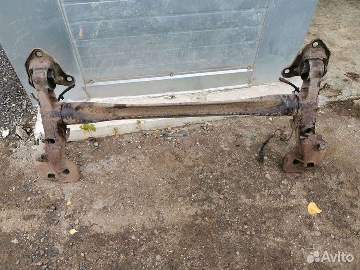 Балка задняя (Opel Astra)