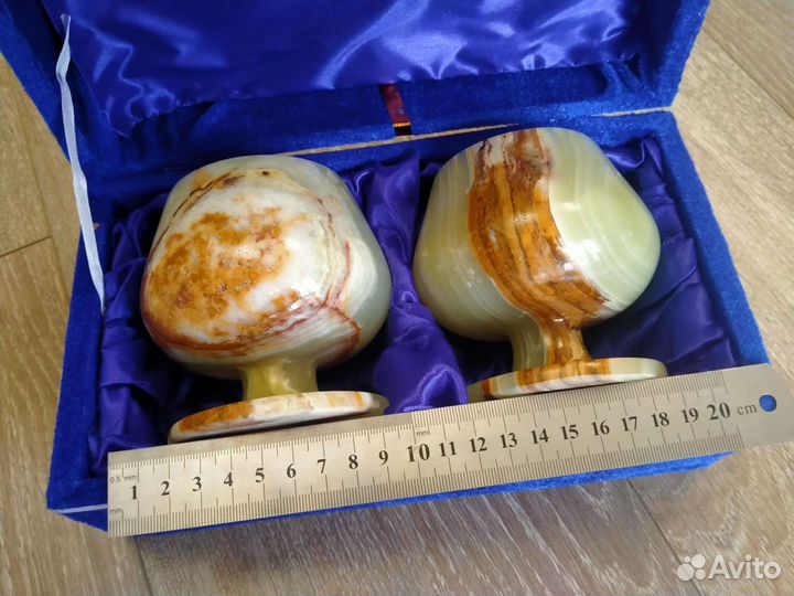 Бокалы из оникса