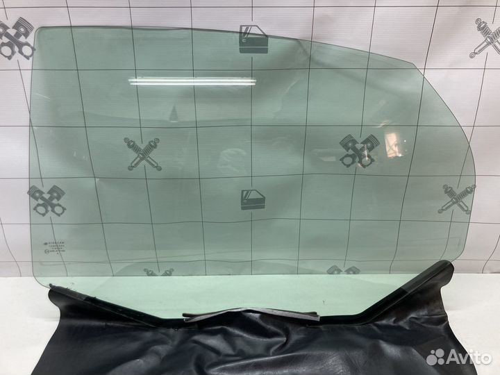 Стекло задней левой двери LADA vesta седан