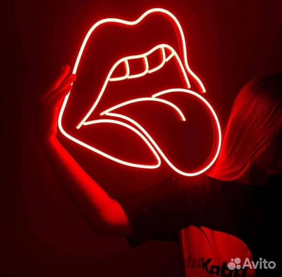 Неоновая вывеска