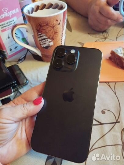 Телефон iPhone 14 pro max