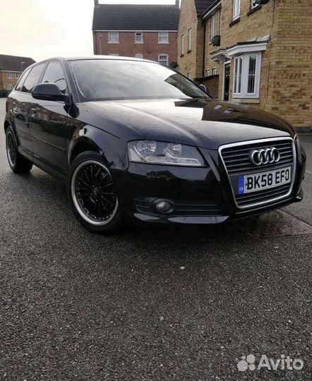 Audi A3 8P 2009 г по запчастям