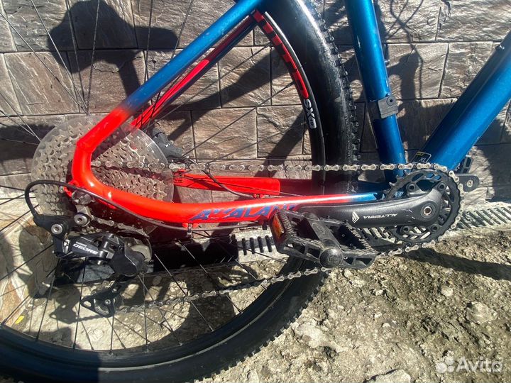 Велосипед GT avalanche comp 29