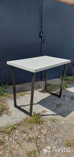 Компьютерный, писменый стол