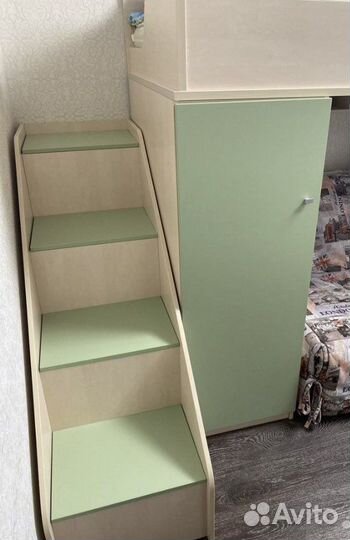 Двухъярусная кровать бу с матрасом