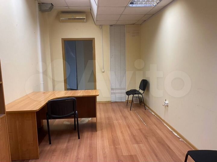 Офис в металлурге 18 м²