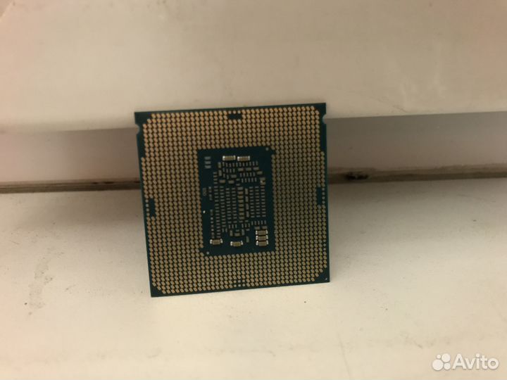 Процессор intel core i3 8100
