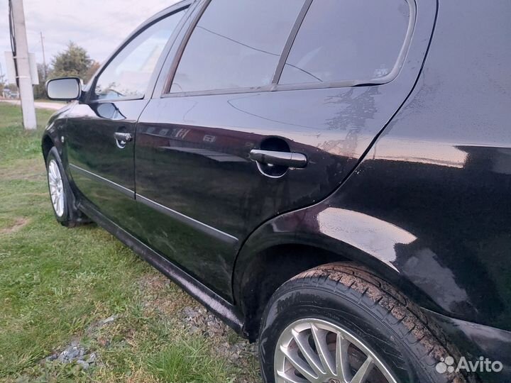 Skoda Octavia 1.6 МТ, 2003, 233 320 км