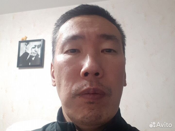 Курьером, сантехником