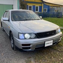 Nissan Bluebird 1.8 AT, 2000, 350 000 км, с пробегом, цена 250 000 руб.