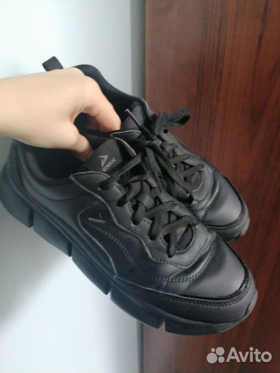 Кроссовки женские demix 39