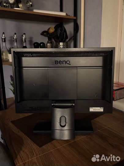 Продам монитор benq Q20W5