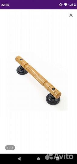 Дверная ручка деревянная