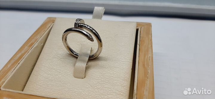 Кольцо Cartier 