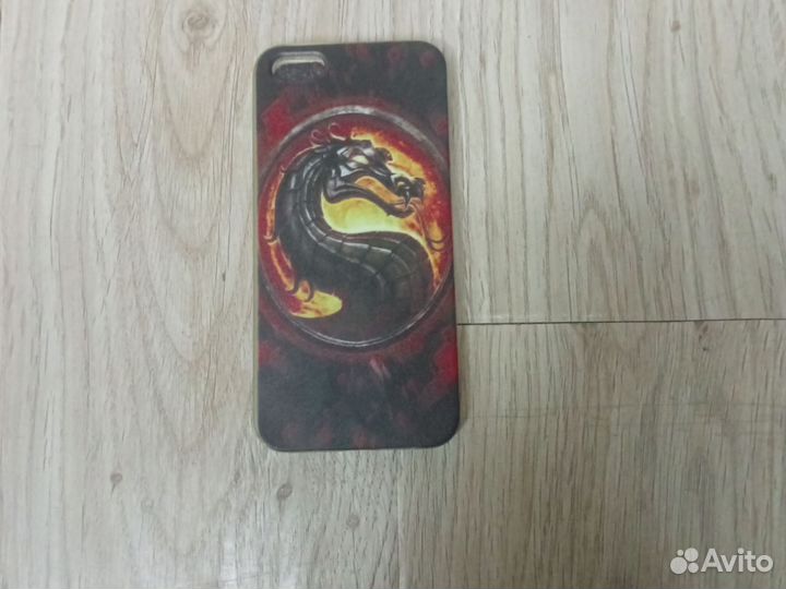 Чехол мортал комбат на iPhone 5s
