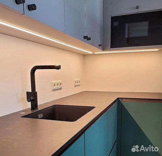 Кухня в потолок