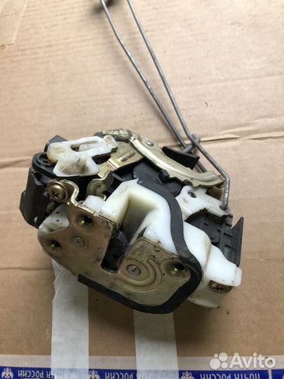 Замок Mitsubishi Outlander 1