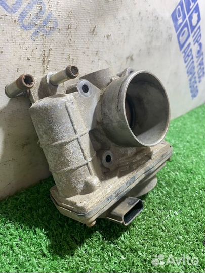 Дроссельная заслонка Nissan Note хэтчбек 1.6 HR16