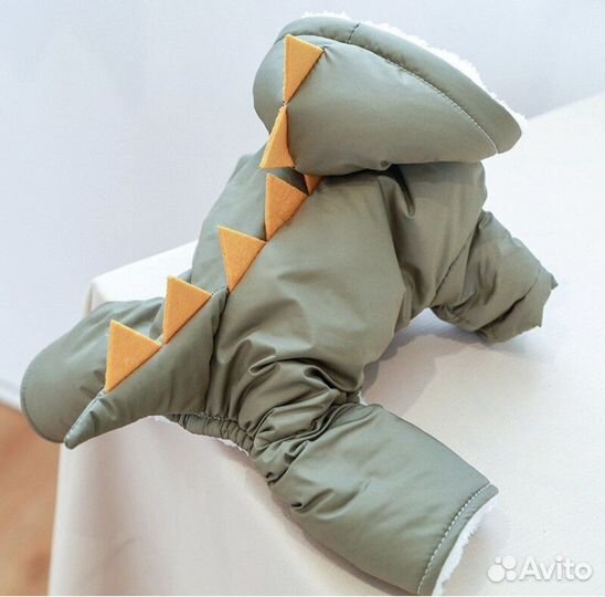 Комбинезон для маленькой собаки