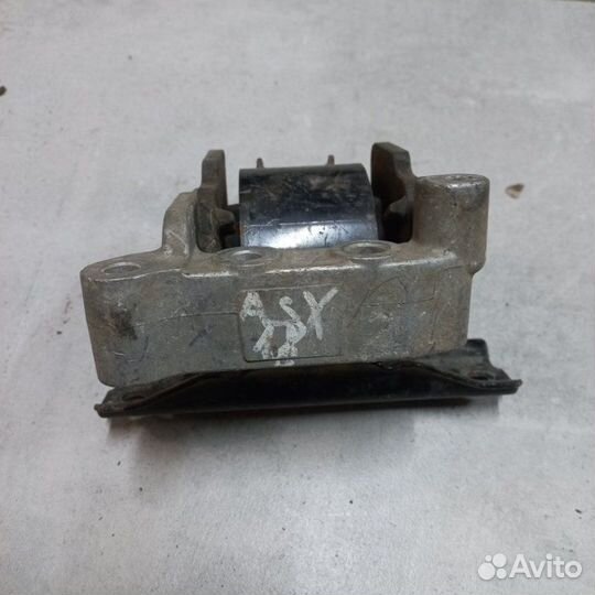 Подушка двигателя правая Mitsubishi Asx