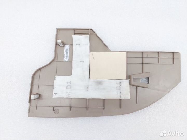 Накладка консоли левая Hyundai Tucson TL G4NA 2018