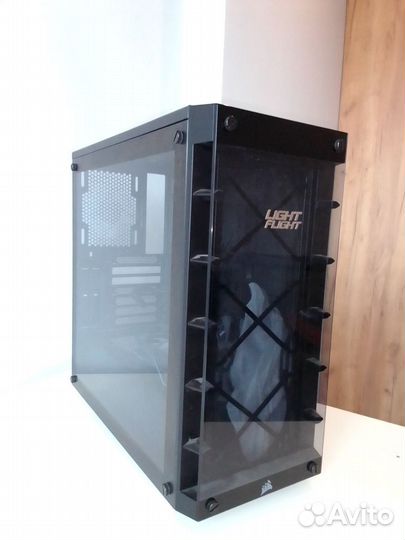 Игровой корпус для пк с вентиляторами LightFlight