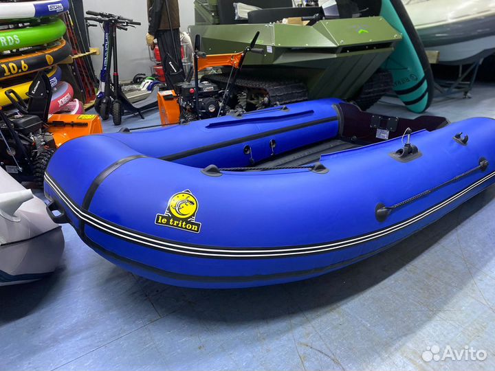 Лодка пвх Triton Air 300 сине-черная