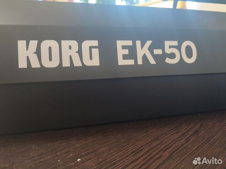 Синтезатор korg EK 50