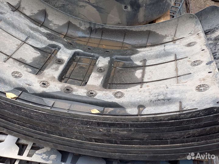 Пластиковые крылья