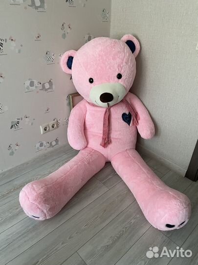 Большой Плюшевый медведь