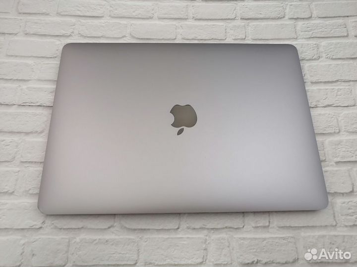 MacBook Pro 13