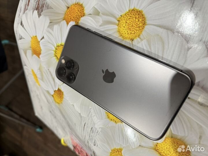 iPhone 11 Pro, 64 ГБ