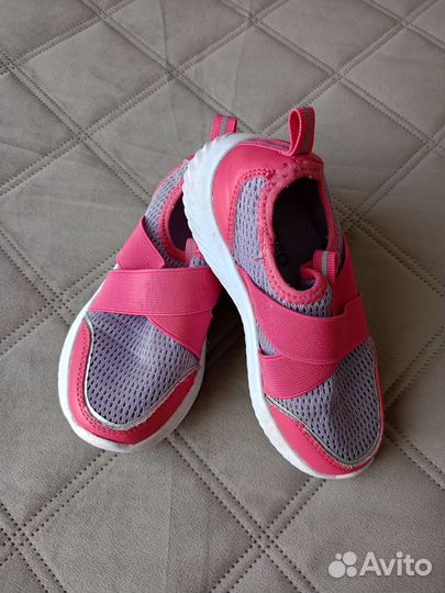 Летние кроссовки для девочки 28 размер