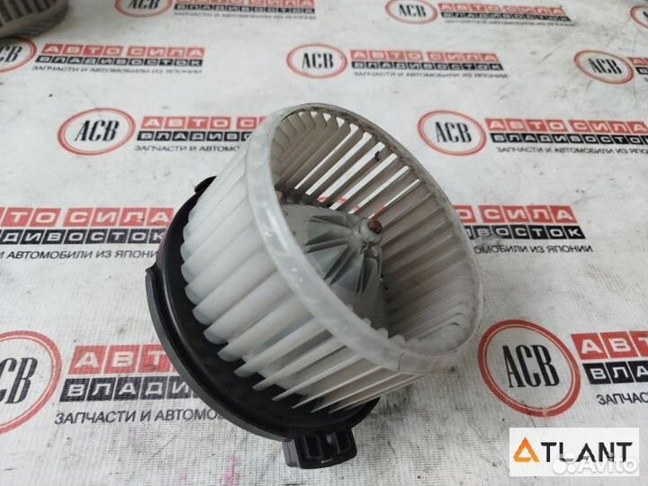 Мотор печки honda mobilio