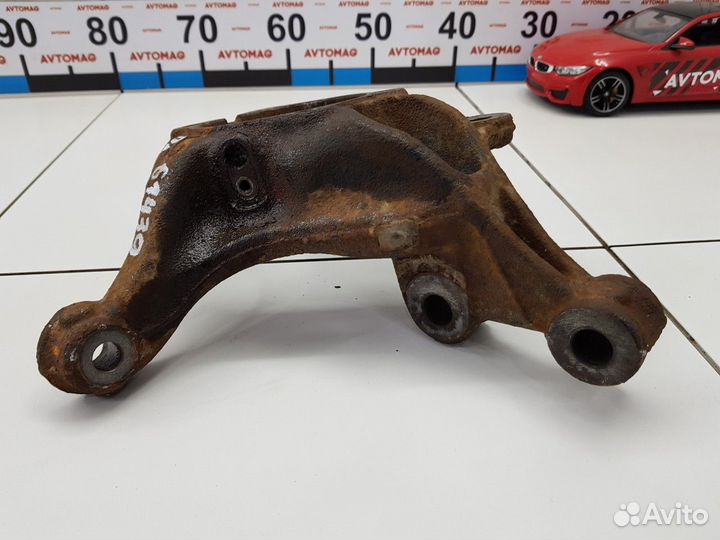 Кулак поворотный передний левый (Mazda CX-5)