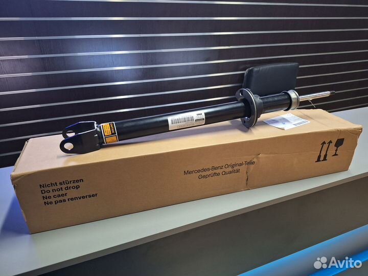 Амортизатор передней подвески Mercedes-Benz W213