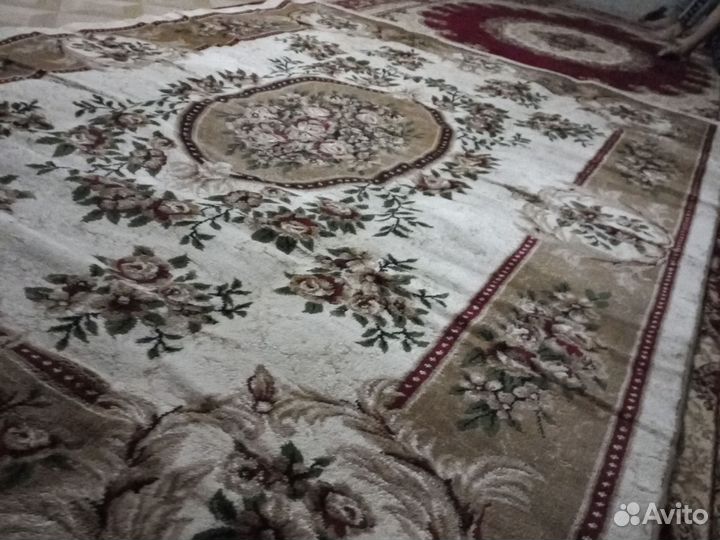 Ковер (шерстянной)