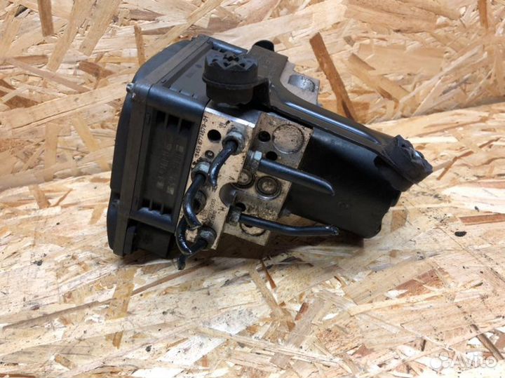 Блок abs Bmw 5-Series E60 3.0 2008