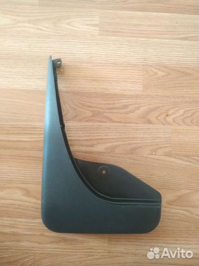 Задний брызговик Форд Фокус 2