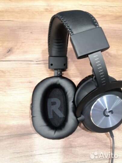 Игровые наушники Logitech G PRO X