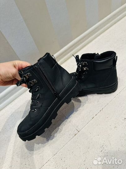 Ботинки демисезонные для девочки 34