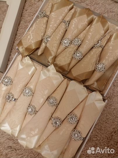 Скатерть с салфетками