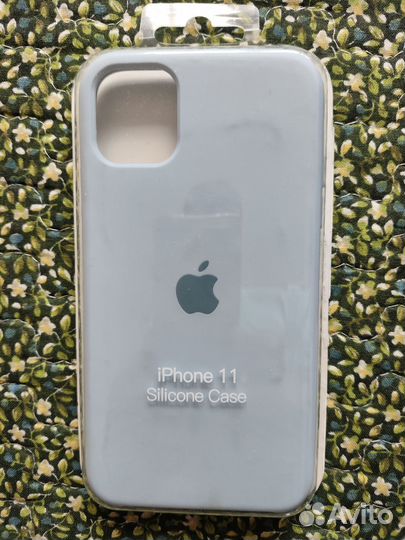 Чехол на iPhone 11