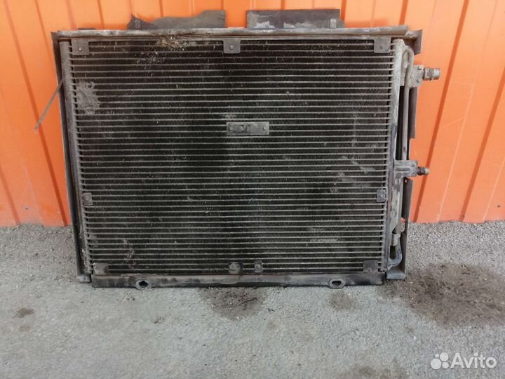 Радиатор кондиционера Mercedes-Benz w140 m120 6.0