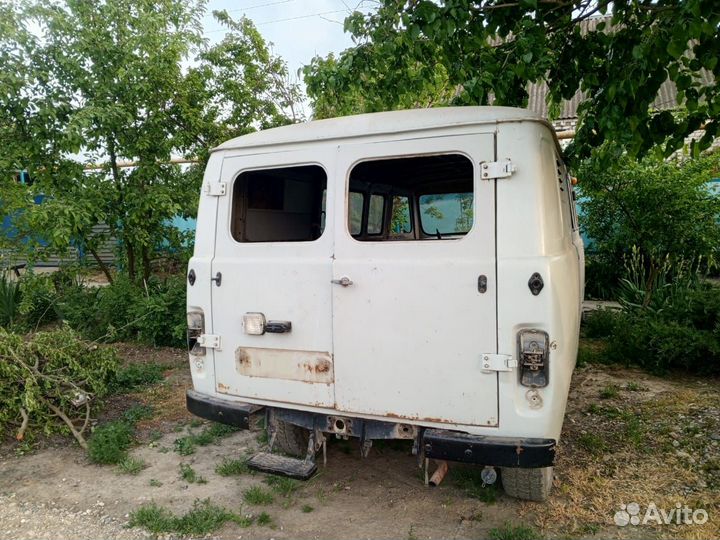 Автомобили на запчасти