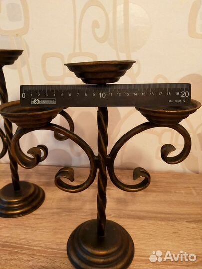 Подсвечники, канделябры