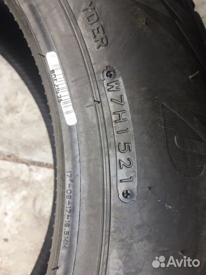 Bridgestone Blizzak DM-V3 215/60 R17