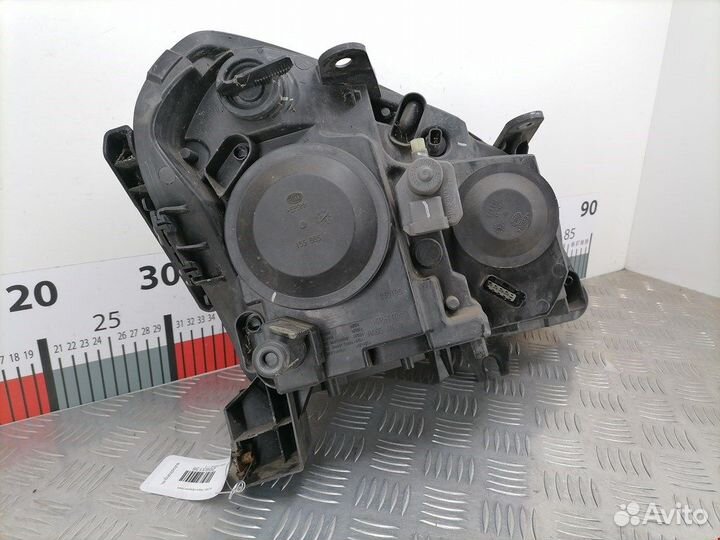 Фара передняя для Nissan Qashqai 1 26060JD00E